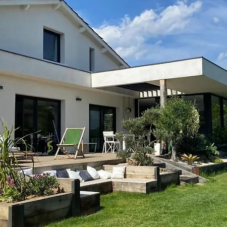 Farniente - Newly Refurbished House With Swimming Pool Ecully