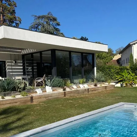 Farniente - Newly Refurbished House With Swimming Pool * Ecully