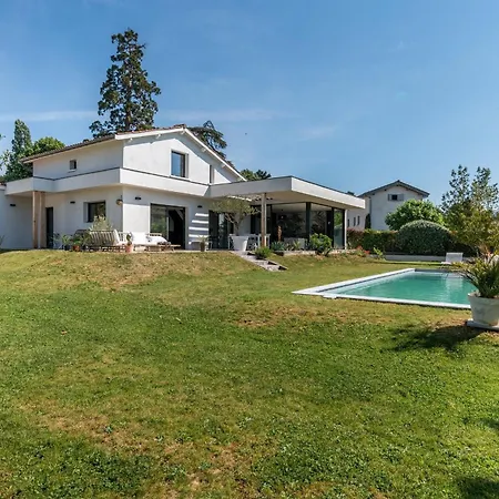 Villa Farniente - Newly Refurbished House With Swimming Pool Ecully