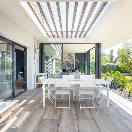Farniente - Newly Refurbished House With Swimming Pool * Ecully