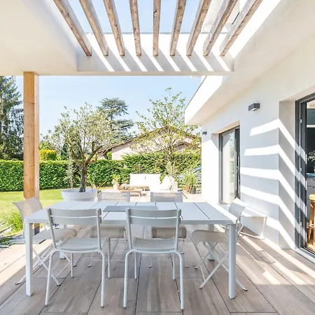 Farniente - Newly Refurbished House With Swimming Pool * Ecully